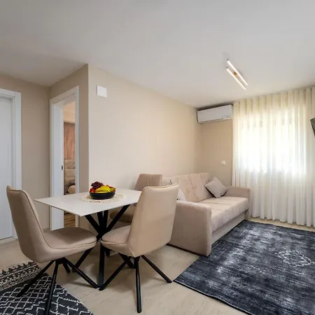 Olea Di Apartment *